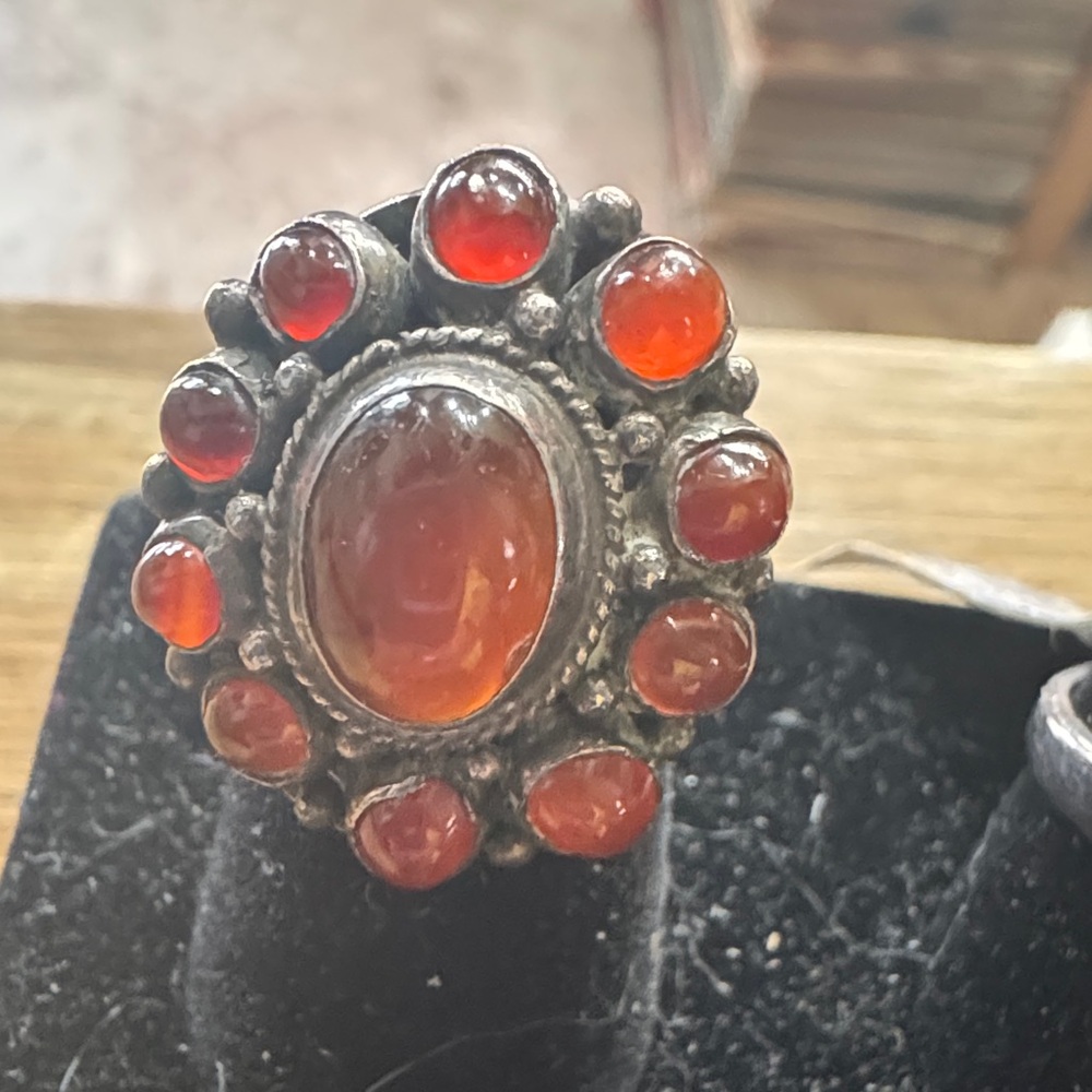 Consignment item..
Vintage Silver and carnelian ring